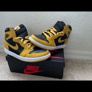 AIR JORDAN 1
RETRO HIGH OG
555088 118
WHITE/BLACK-VOLT